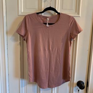 Lululemon T Shirt